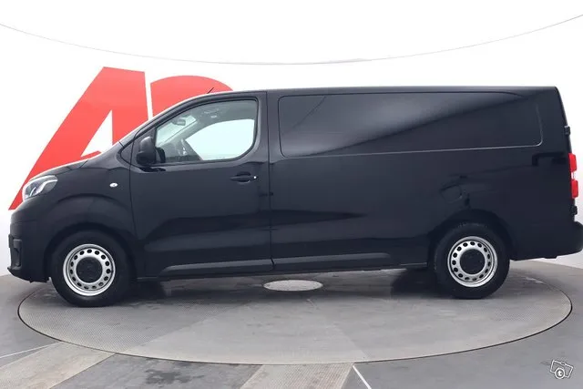 Toyota Proace L2 2,0 D 120 - / Vetokoukku / Webasto / Toyota Image 2